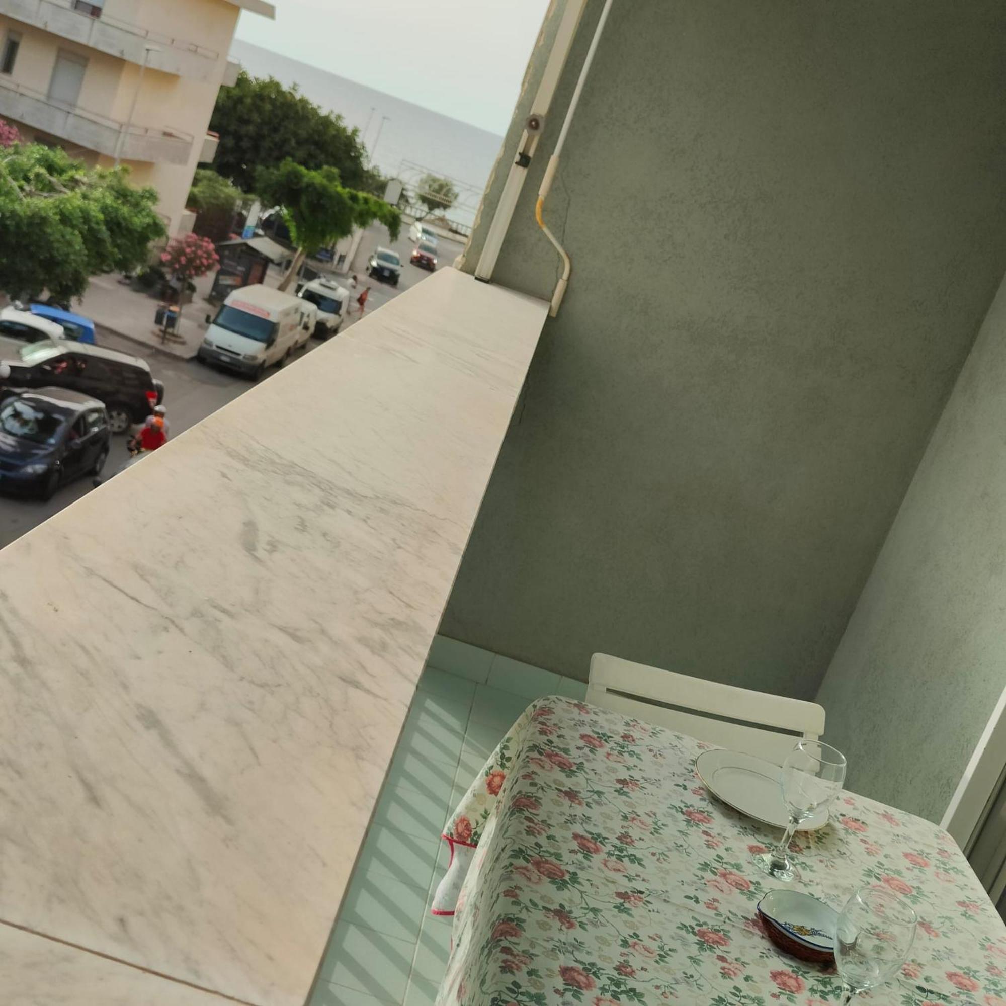 Lungomare Vazzana Apartment Cefalu Exterior photo